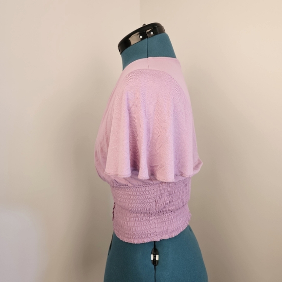 Forever 21 lavender purple knit short flare sleeve smocked waist crop top size S - Picture 3 of 6